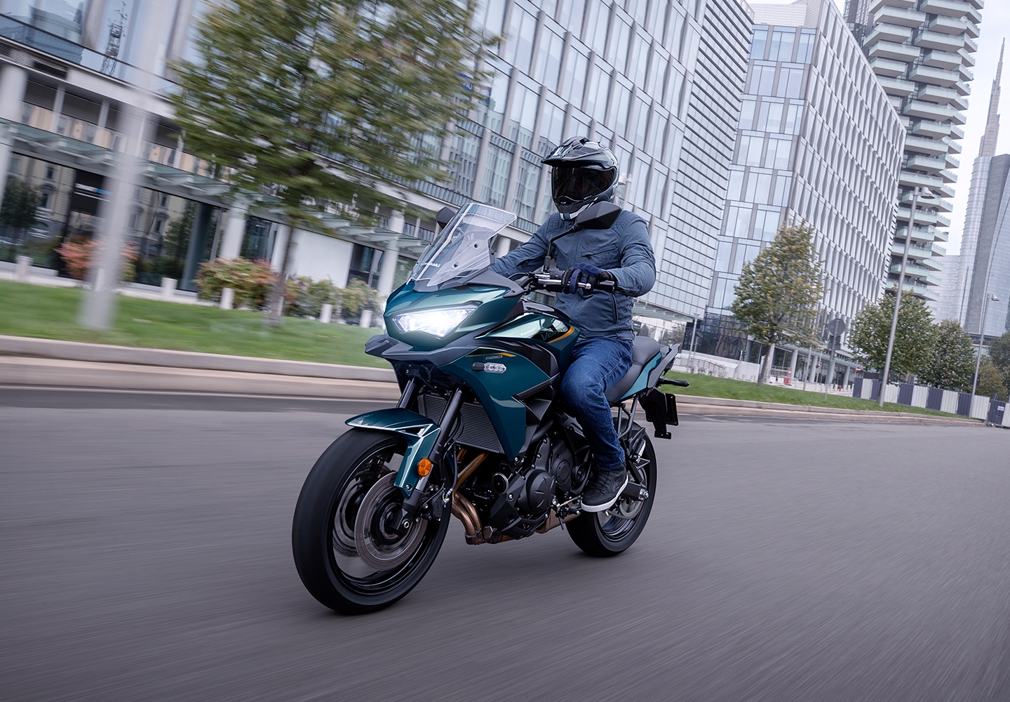 KAWASAKI Versys